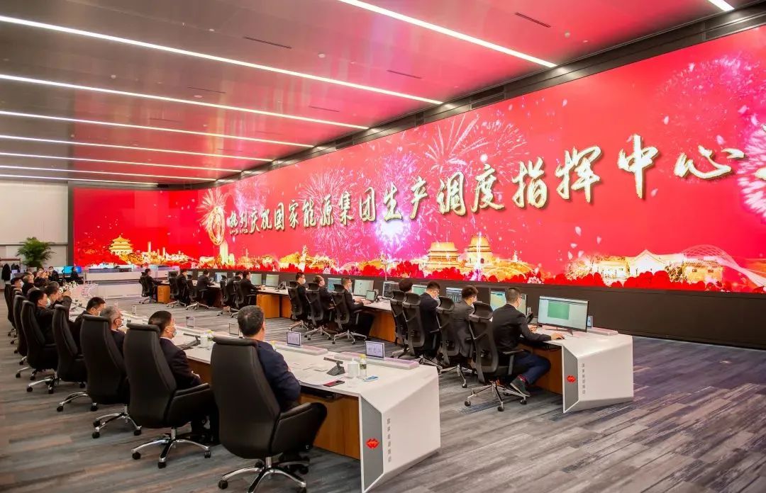 接受领导人检阅 | 爱游戏平台-爱游戏（中国）一站式服务平台智能显示助力紫金山实验室展现强劲创新力