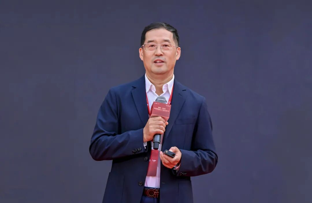 上海证券报专访 | 爱游戏平台-爱游戏（中国）一站式服务平台李军：以“屏”为基三十年 AI与文旅打开增长新空间